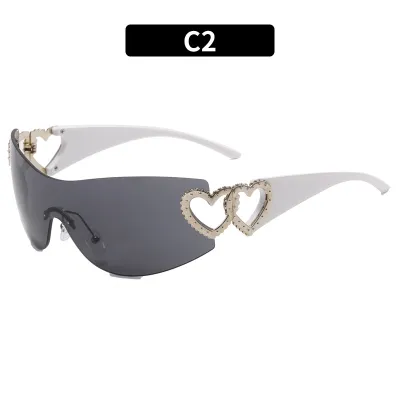 Women Fashion Creative Heart Hollow PC Sunglasses