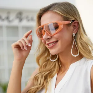 Women Fashion Elegant Windproof Sunglasses with PC Lens