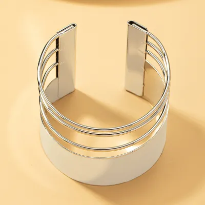 Women Fashion Metal Punk Open Hollow Bracelet