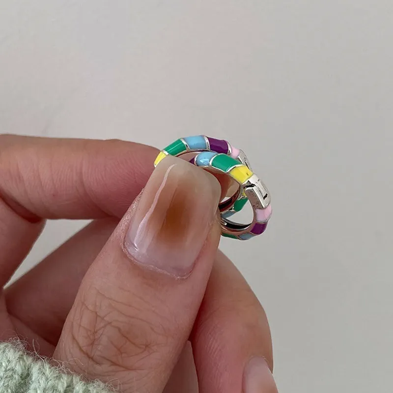 Women Simple Multicolor Circle Hoop Earring 1pc