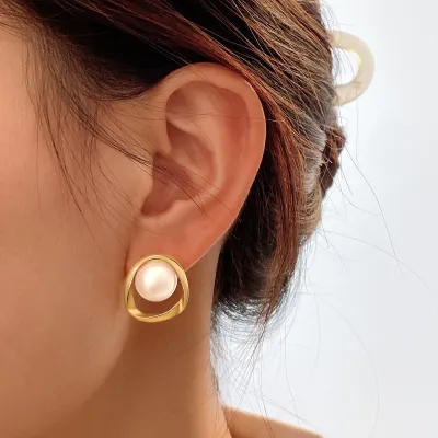 Women's Vintage Pearl Letter X Diamond Earrings
