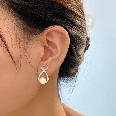 Women's Vintage Pearl Letter X Diamond Earrings