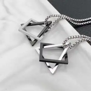 Men's Fashion Geometric Pendant Necklace Alloy Couple Box Chain