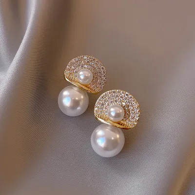 Women'S Fashion Pearl Shell Earrings