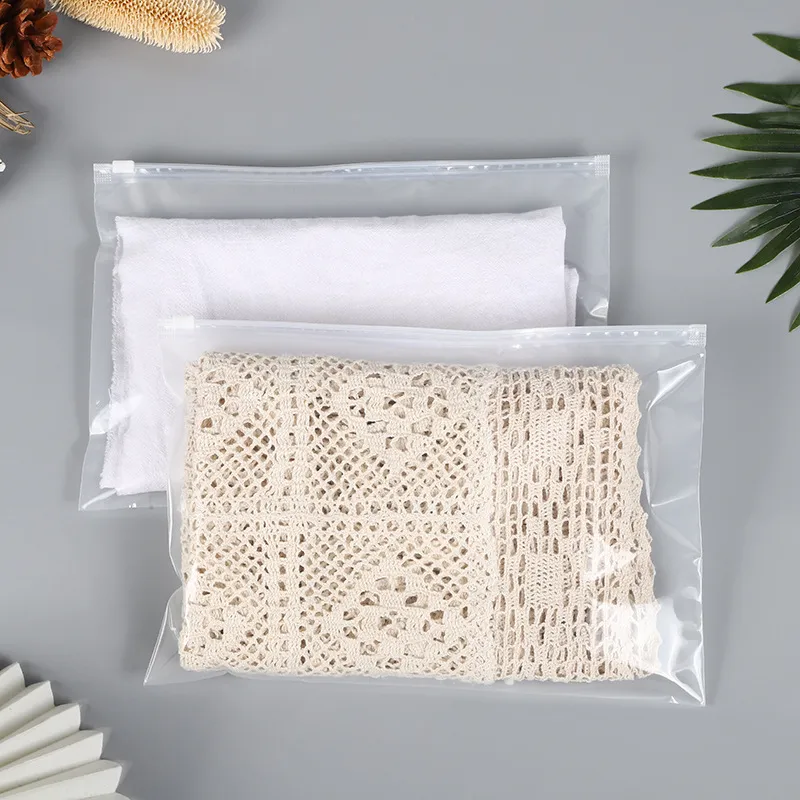 Transparent Plastic Zipper Bag for Home Clothing Storage