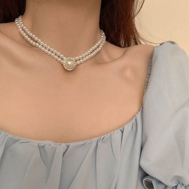 Wholesale Women Vintage Elegant Pearl Necklace Temperament