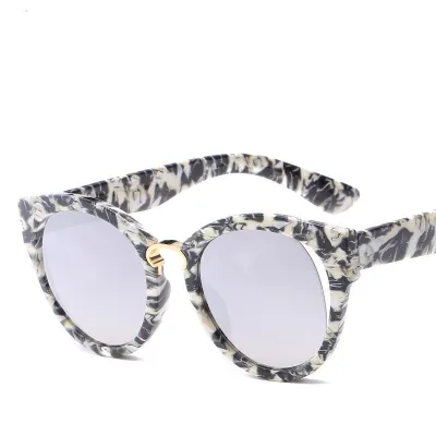 Women Simple Fashion Irregular Hollow Multicolor Sunglasses