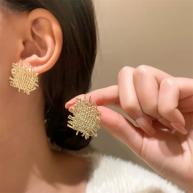 Women'S Fashion Irregular Mesh Braided Copper Geometric Earrings