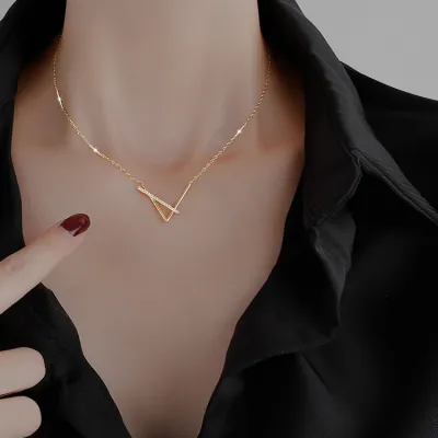 Women's Simple Geometric V-Shaped Titanium Steel Cross Chain Necklace with Alloy Pendant