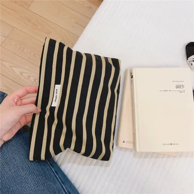 Simple Fashion Striped Cotton Canvas Cosmetic Bag for Travel Wash Storage Zipper Bag