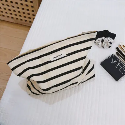 Simple Fashion Striped Cotton Canvas Cosmetic Bag for Travel Wash Storage Zipper Bag