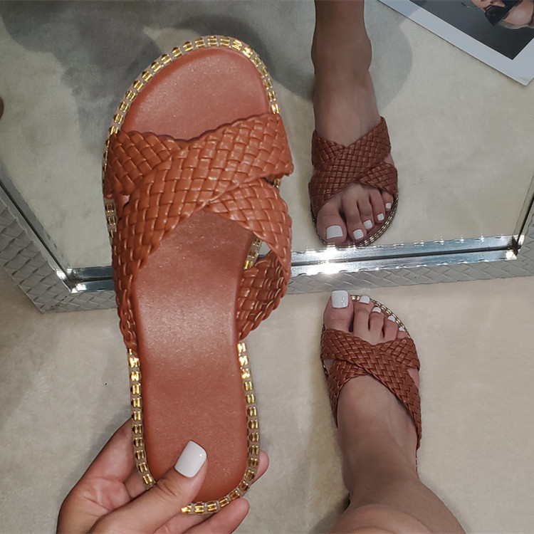 Cross clearance slippers price