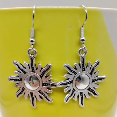 Women'S Vintage Sun Moon Asymmetric Earrings