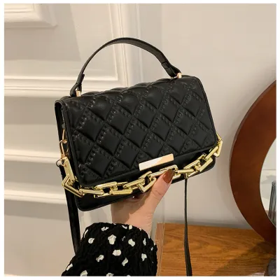 Women Fashion Solid Color Rhombus PU Messenger Crossbody Bag with Magnetic Buckle