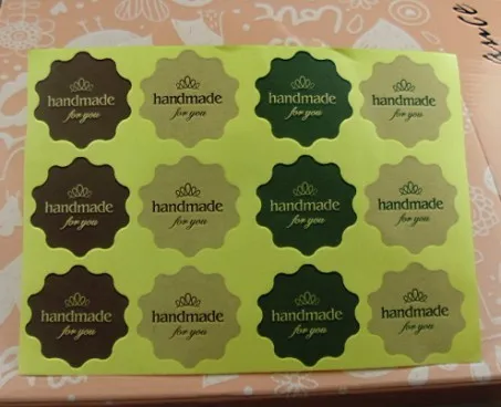 Baking 4-Color Kraft Flower-Shaped Packaging Seal Sticker
