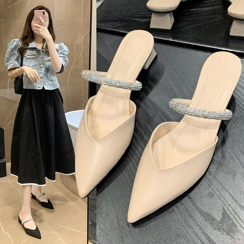 Wholesale Women Fashion Pointed Toe Rhinestone Low Heel Mules