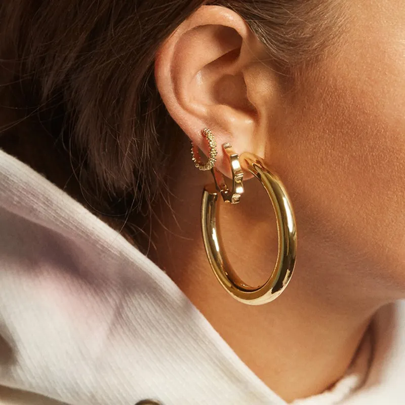 Women's Simple Metal C-Shaped Geometric Earrings