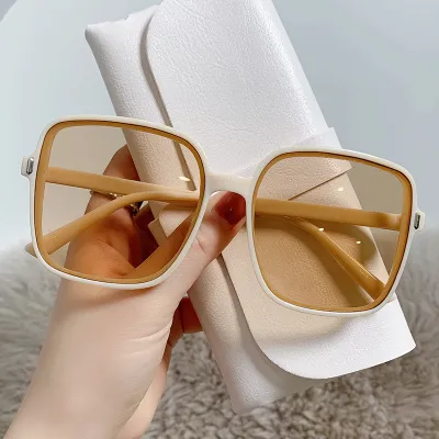 Women's Fashion Gradient UV Protection Retro White Square Frame Sunglasses