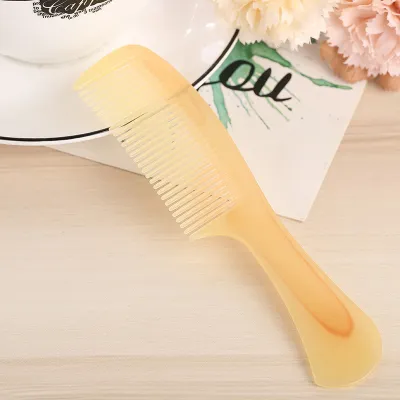 Women'S Simple Handmade Plastic Beef Tendon Horn Medium Tooth Comb For Hair Styling