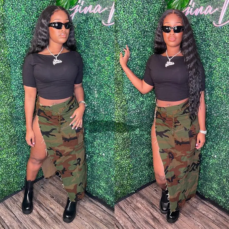 Women's Camouflage Patchwork Denim Skirt with Multi-Pocket Slit