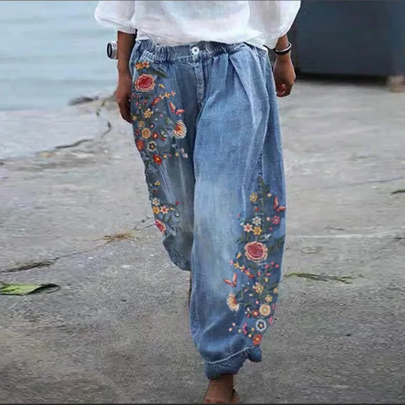 Women's Vintage Casual Floral Print Loose Imitated Jeans