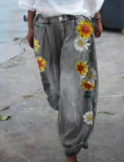Women's Vintage Casual Floral Print Loose Imitated Jeans