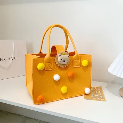 Fashion Girls Cartoon Felt Handbag with Magnetic Buckle for Kids