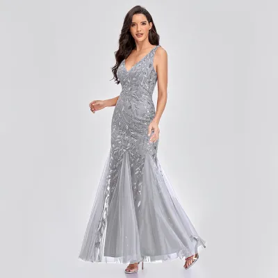 Sexy Sleeveless V-Neck Embroidered Sequins Slim Fishtail Evening Dress