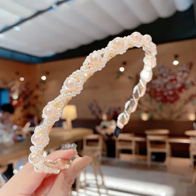 Women Simple Fashion Imitation Pearls Hairband