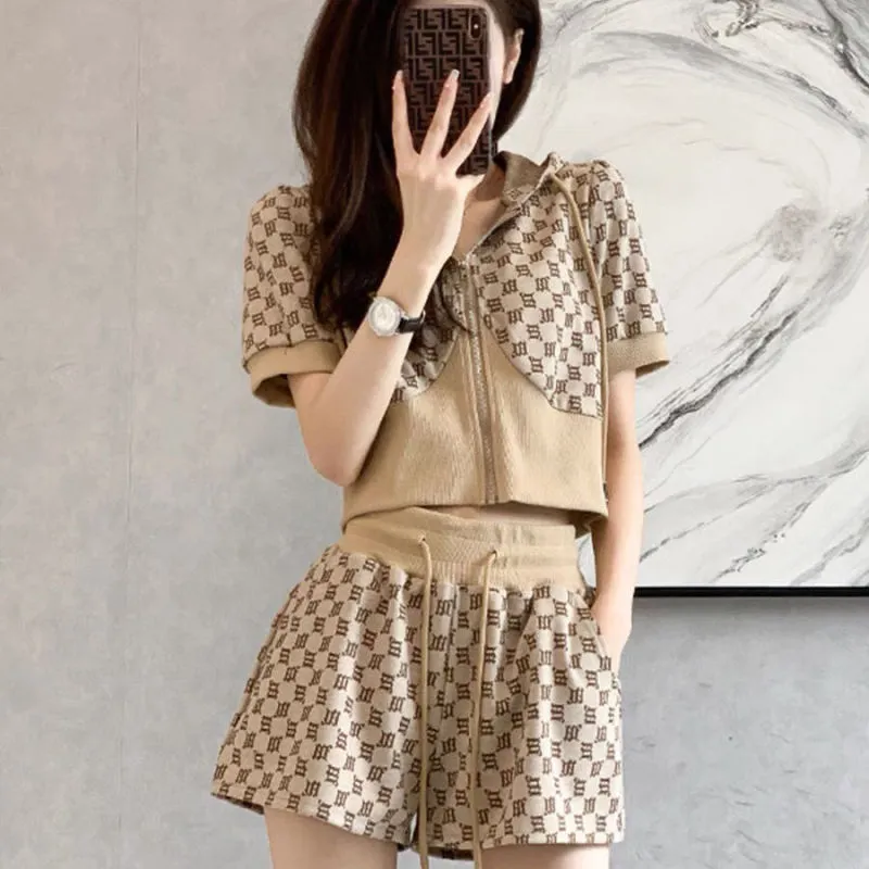 Summer Casual Women Hooded Short Sleeve Zipper Top Wide-Leg Shorts Two-Piece Set