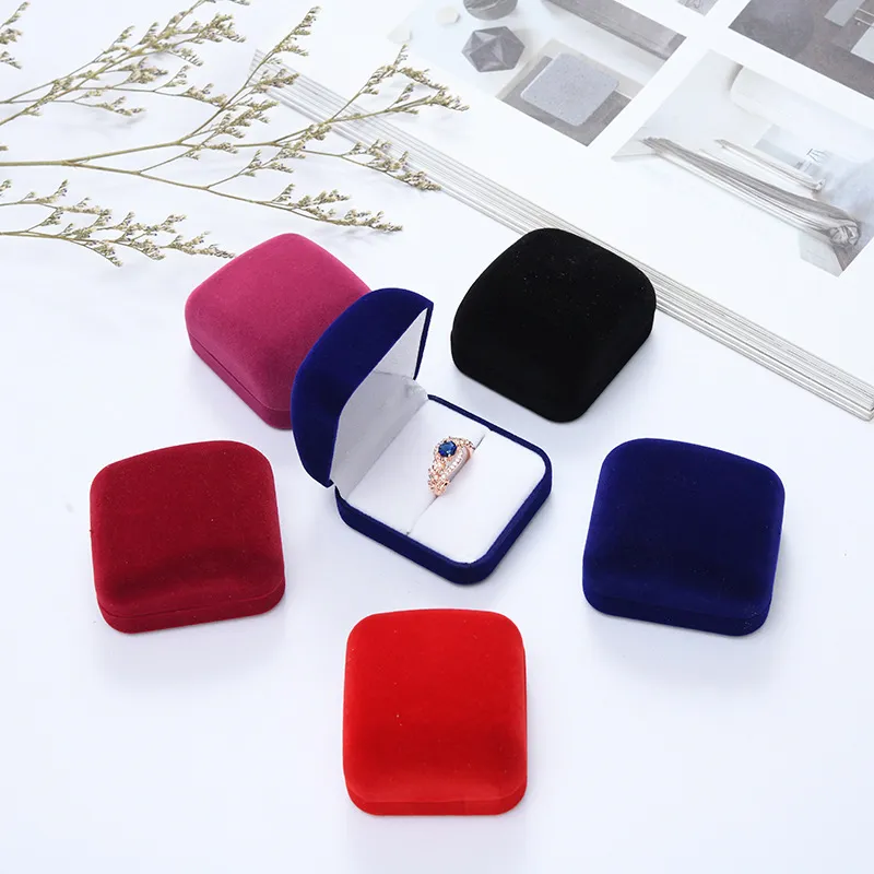 Fashionable Exquisite Velvet Cloth Plastic Spray Ring Box Wedding Ring Accessories
