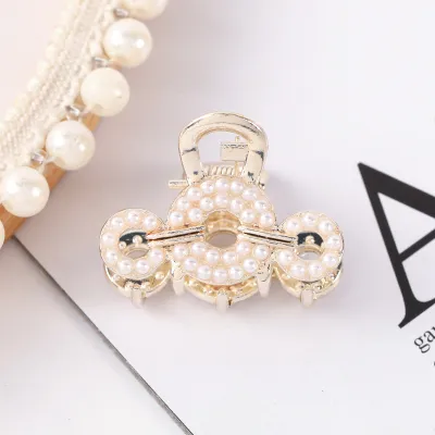 Women Fashion Small Imitation Pearls Bow Geometric Hair Claws