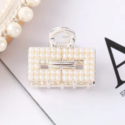 Women Fashion Small Imitation Pearls Bow Geometric Hair Claws