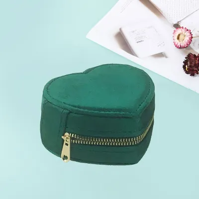Fashion Travel Portable Heart Flannel Jewelry Packaging Box
