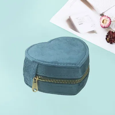 Fashion Travel Portable Heart Flannel Jewelry Packaging Box