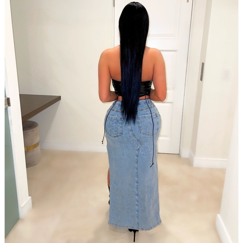 Wholesale Women'S Fashion Raw Edge Slit Irregular Denim Skirt