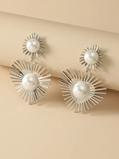 Women Fashion Imitation Pearls Prickly Heart-Shaped Dangle Earrings
