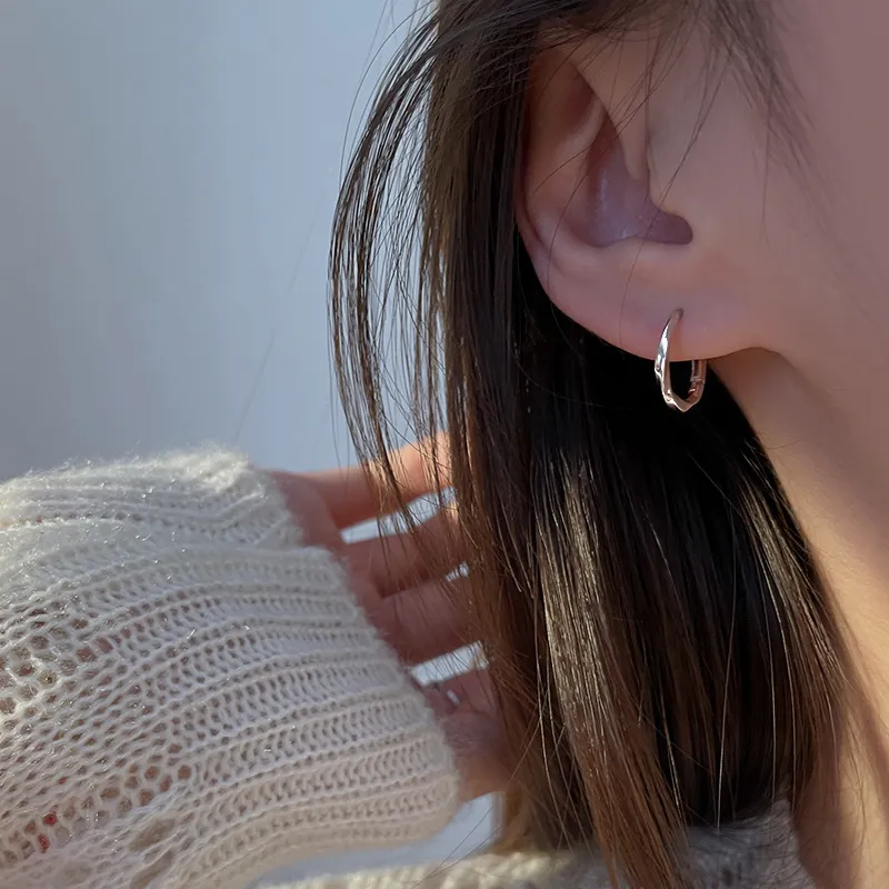 Women's Simple Sterling Silver Irregular Round Earrings