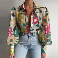 Blusa con estampado floral diminuto y cuello en V de manga corta para vacaciones informales a la moda para mujer