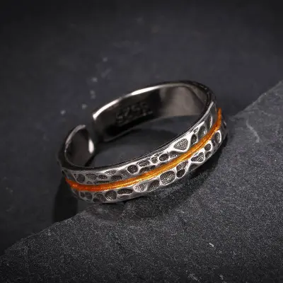 MenS Fashion Hammer Pattern Sansheng Stone Ring