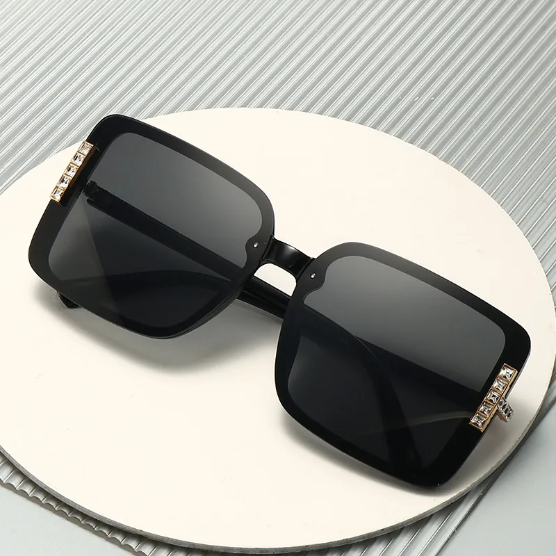 Women's Casual Fashion Rhinestone Large Square Full Frame Sunglasses