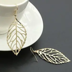 Women Fashion Elegant Vintage Hollow Leaf Dangle Earrings