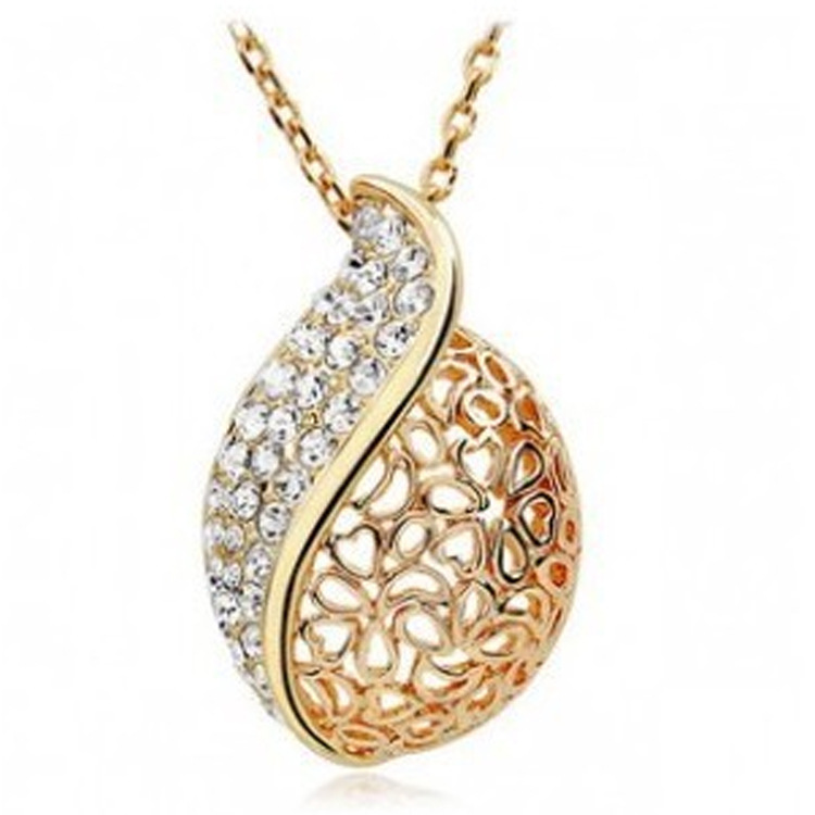 Wholesale Women Fashion Rhinestones Hollow Leaf Pendant Necklace