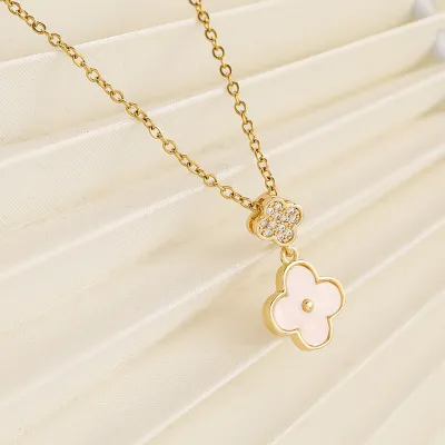 Women's Fashion Titanium Steel Clover Pendant Necklace