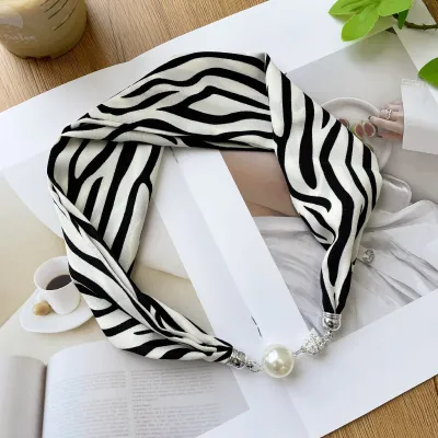 Women Fashion Magnetic Buckle Necklace Scarf