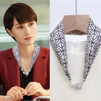 Women Fashion Magnetic Buckle Necklace Scarf