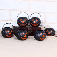 Black Triangular Pumpkin Bucket