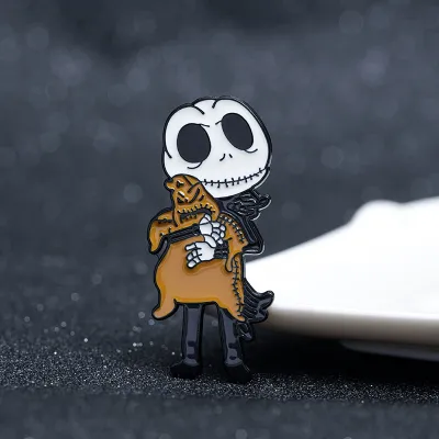 Halloween Women Fashion Drip Oil Skull Metal Brooches Pin