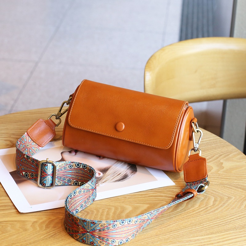 Wholesale Women Fashion Retro Cylinder Leather Shoulder Bag
