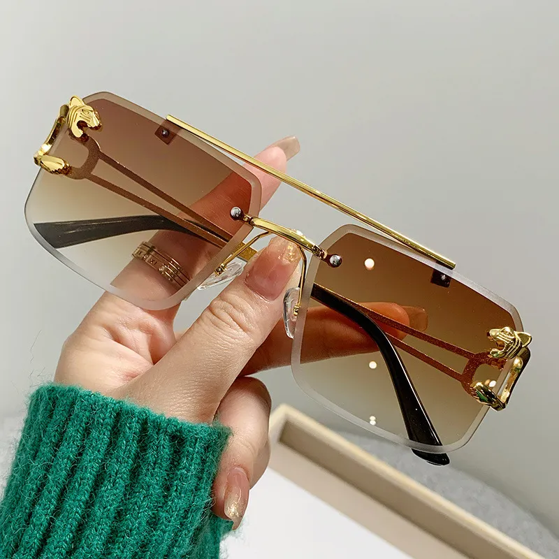 Women Fashion Gradient Double Bridge Cut Edge Square Sunglasses